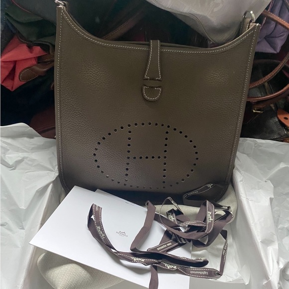 Hermes Bag - Picture 2 of 16